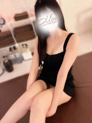 仲村ひなの