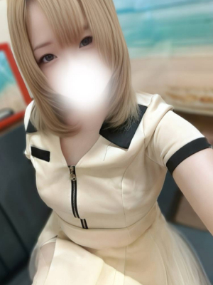 山田かれん