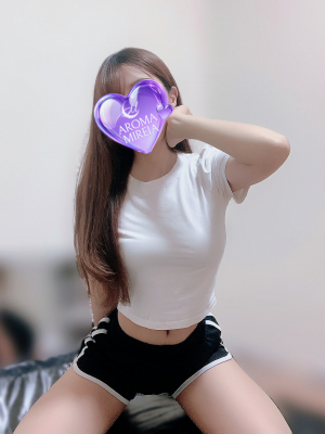 小鳥遊あゆ