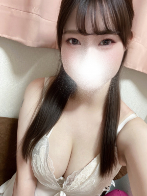 手島ゆうな