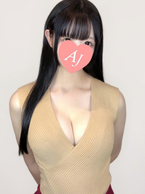 白川 ゆあ