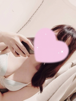 七瀬りさ
