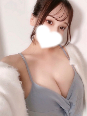 星奈みな