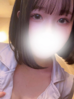 白桃まりな　　体験入店