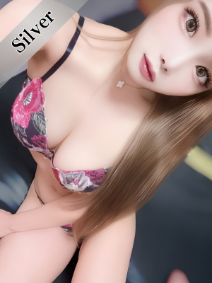 若菜りさ