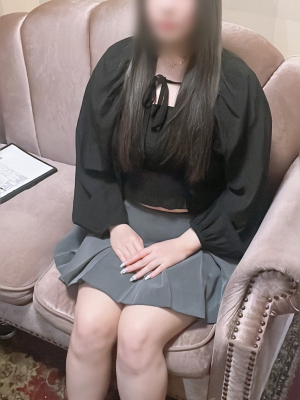 新人なぎ