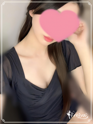 綾瀬しずく