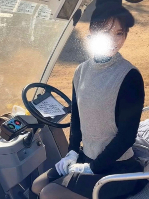 鈴木 ちなつ