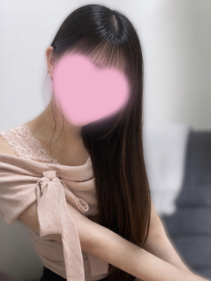 華本ひな