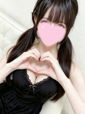 萌木ここあ