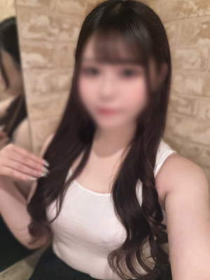 新人ちゆ