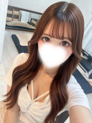 月日奈あみ