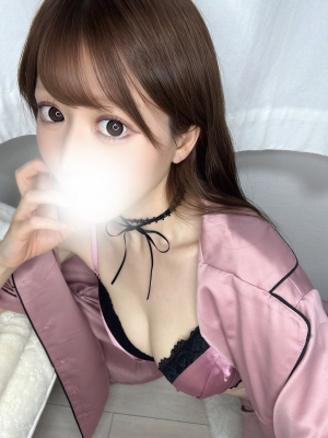 真白　みなみ