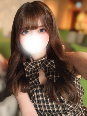 朝比奈れいら