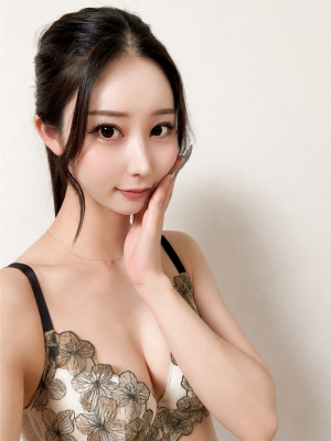 白石 あやめ