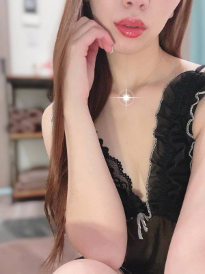 皐月えみり