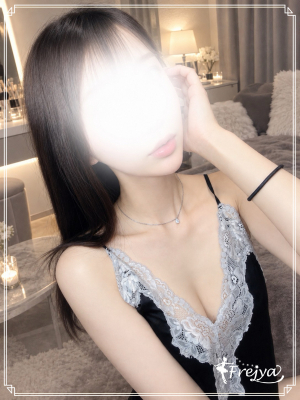 綾瀬しずく
