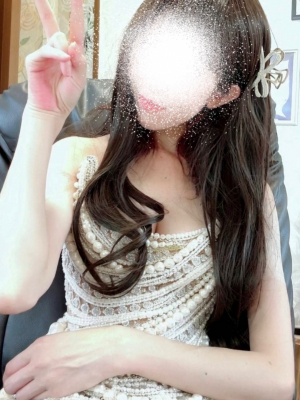 市川　真奈