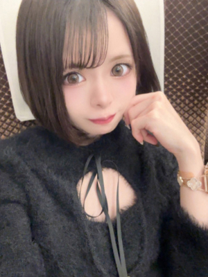 乙葉みみ