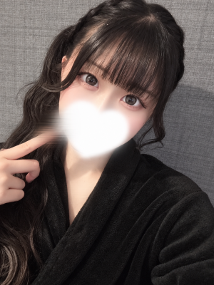 新海 えな