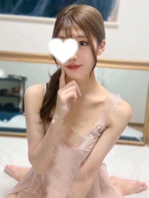 望月みれい